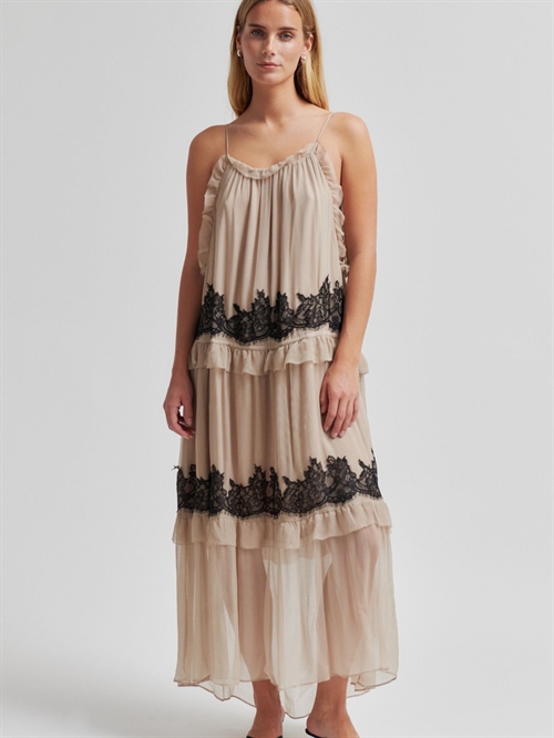 Lydia Maxi Dress Plaza Taupe